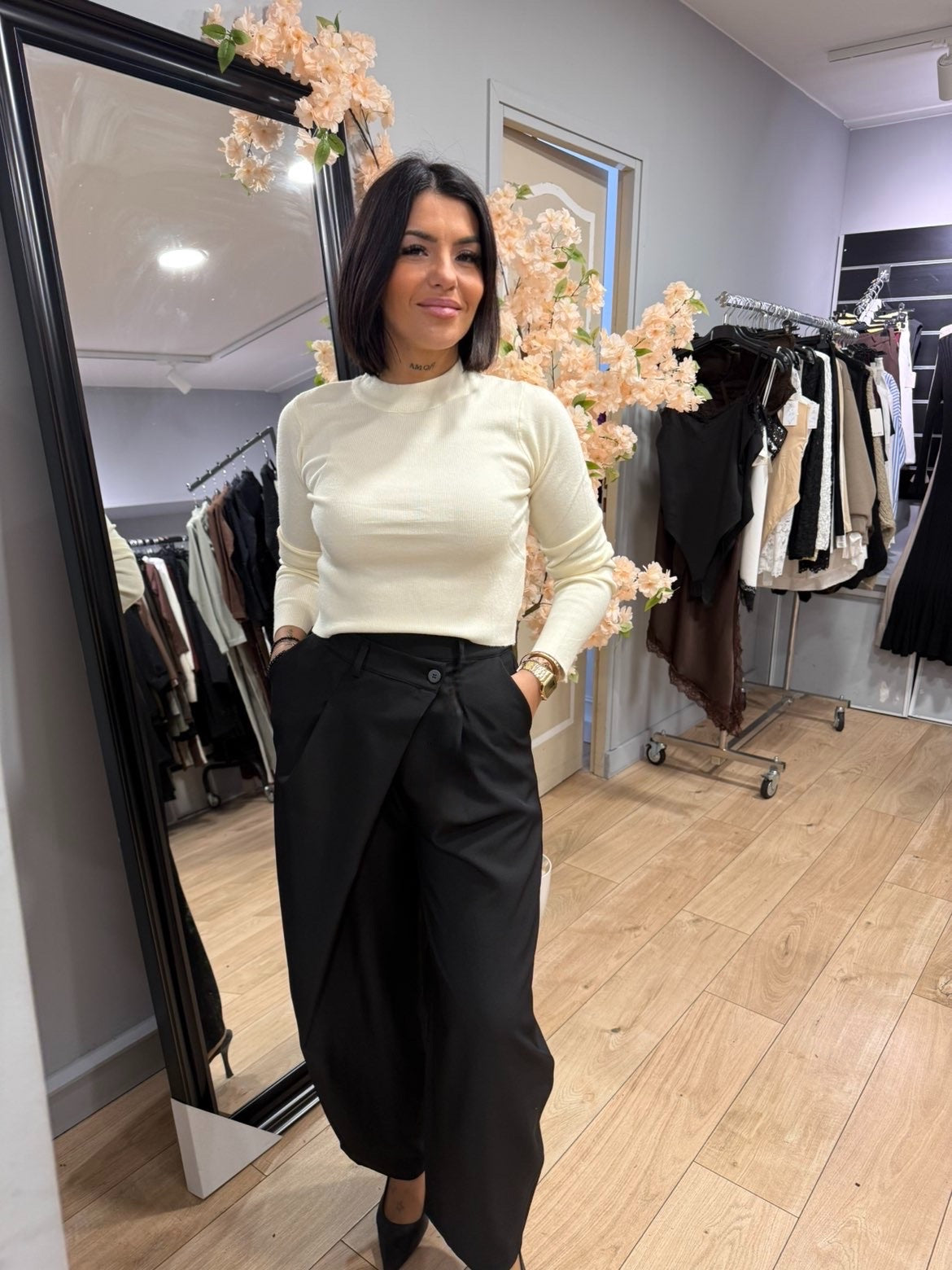 Pantalon classique croisé